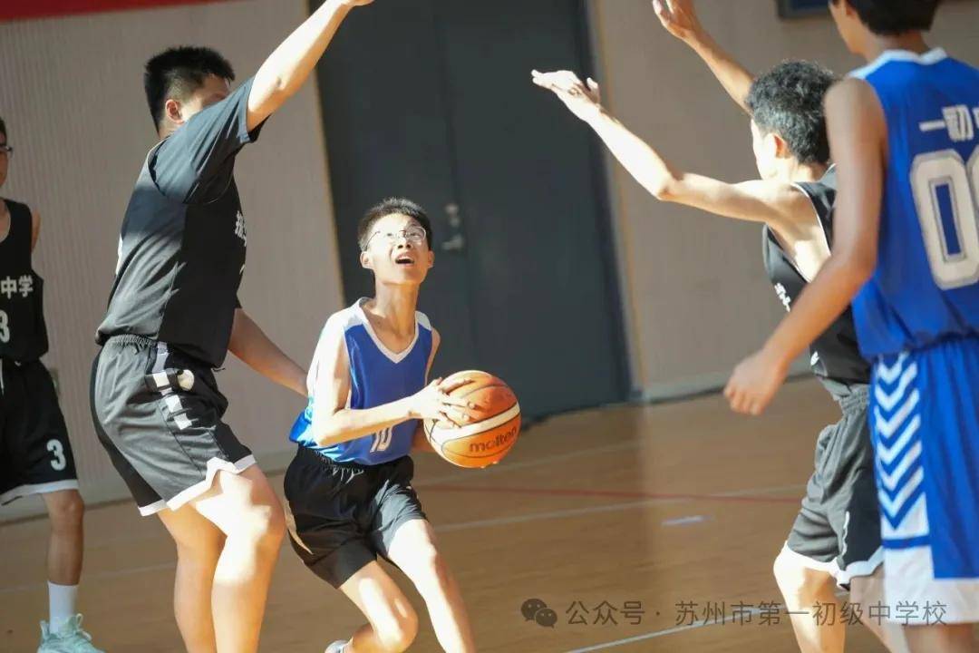 苏州市第一初级中学校篮球队参加姑苏区阳光体育联赛初中男子篮球比赛