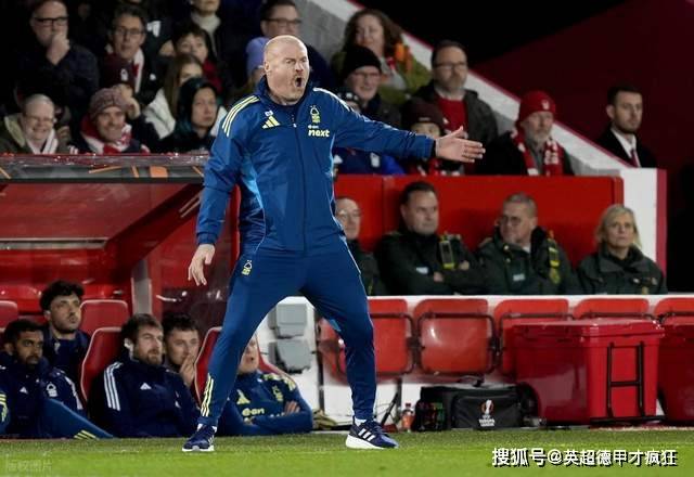 诺丁汉森林新帅肖恩戴奇继续禁止球员训练时佩戴保暖脖套和帽子！