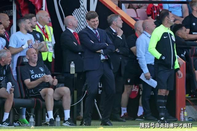 诺丁汉森林新帅肖恩戴奇继续禁止球员训练时佩戴保暖脖套和帽子!